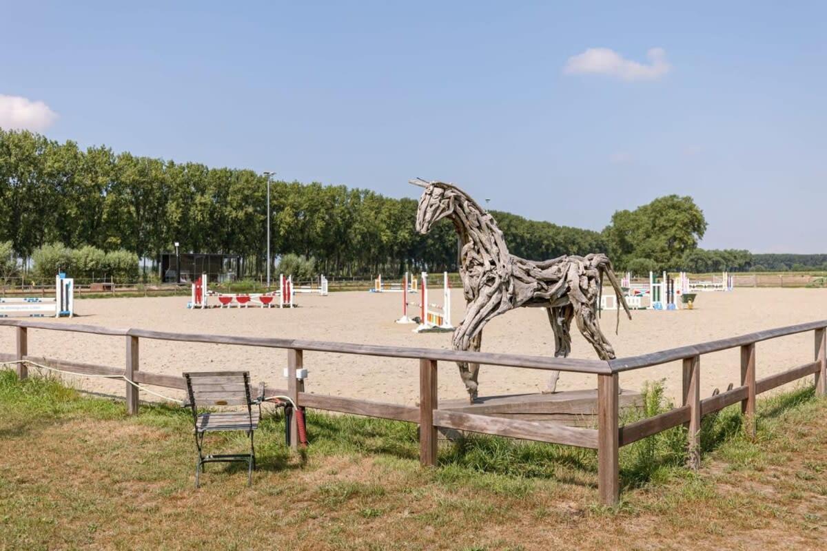 Huswell - Nadia - Family Room At Ranch "De Blauwe Zaal" Bruges Exterior foto